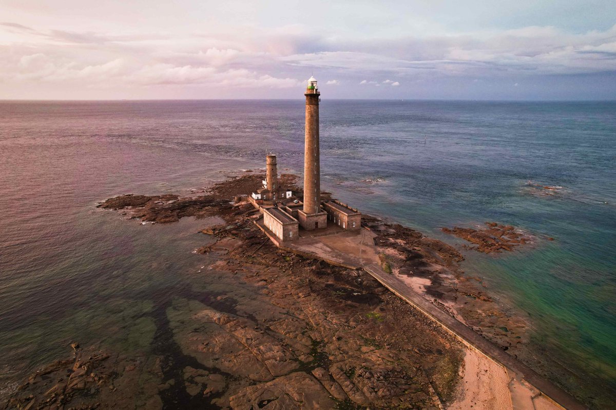 Serial Pix tweet media