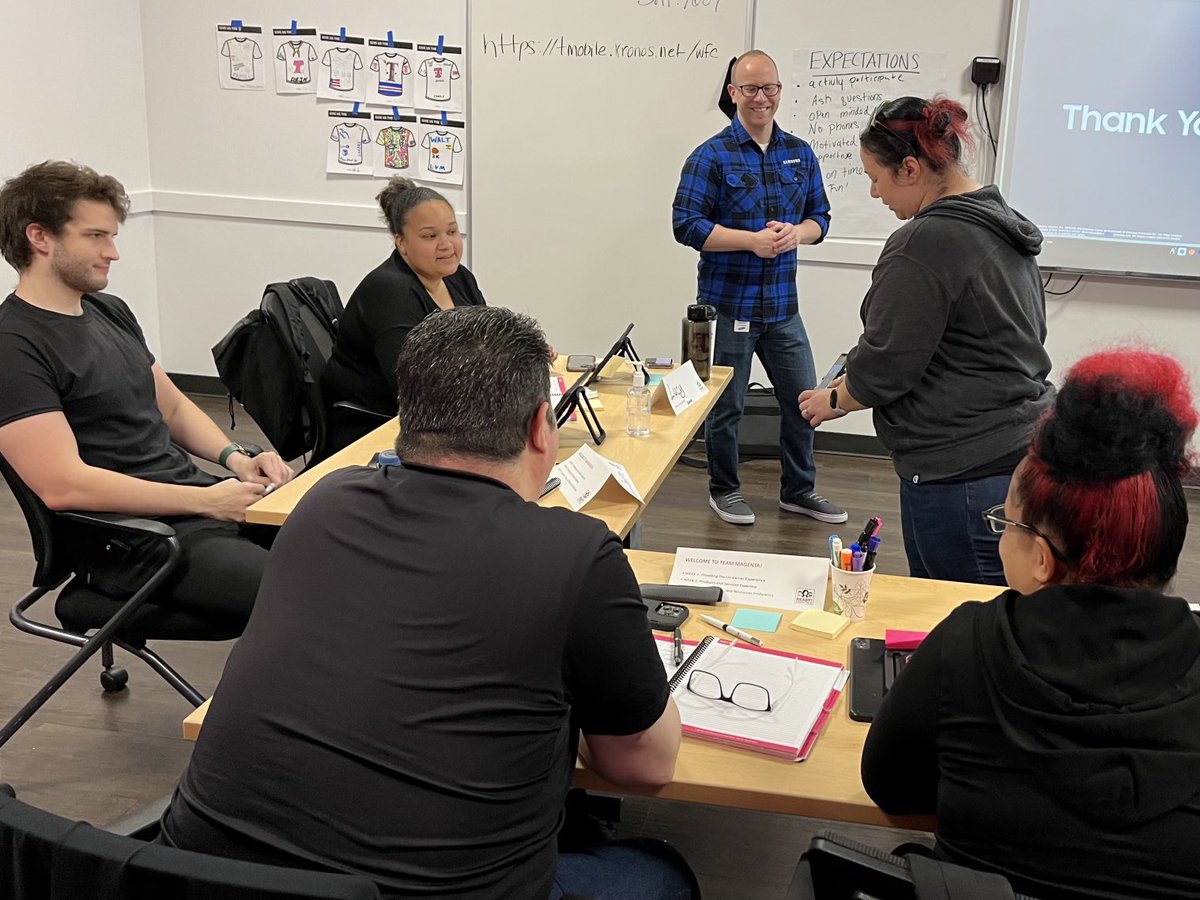 Samsung joined us in the CLC and Apple lovers paid close attention learning more about Android OS. Knowledge &amp; Confidence = a GREAT customer experience! TY Josh &amp; Becky! ⁦<a href="/Starandzipper/">Robin Plimpton</a>⁩ ⁦<a href="/ScotOrlowski/">Scot Orlowski</a>⁩ ⁦<a href="/HollyJoyRamos/">Holly Ramos</a>⁩ ⁦<a href="/MegSetzer/">Meghan Setzer</a>⁩
