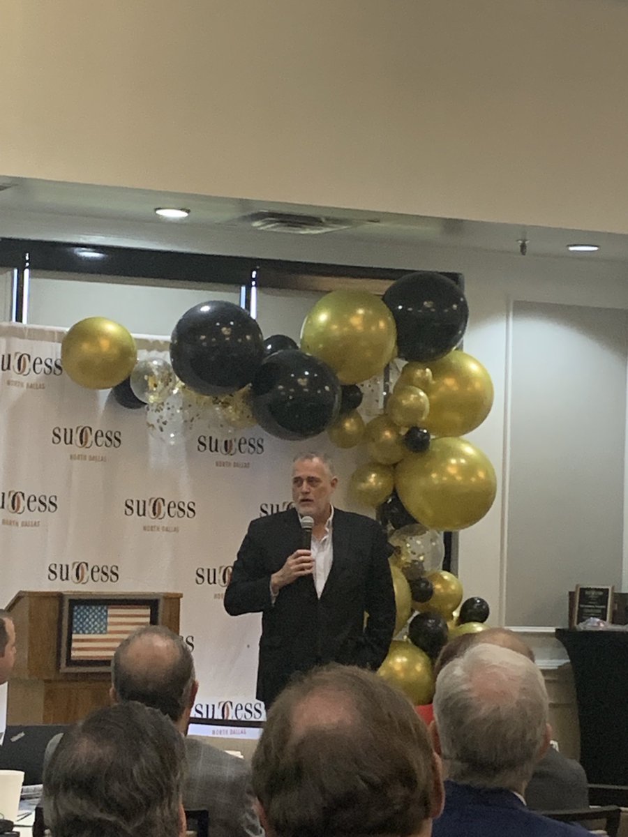 Randy1116's tweet photo. Jeffrey Hayzlett, a multi-occasion speaker at ⁦@SuccessNorth⁩ flew in just to honor ⁦@billwallace1⁩ ⁦⁦@JeffreyHayzlett⁩ https://t.co/VTiw3CAnKA