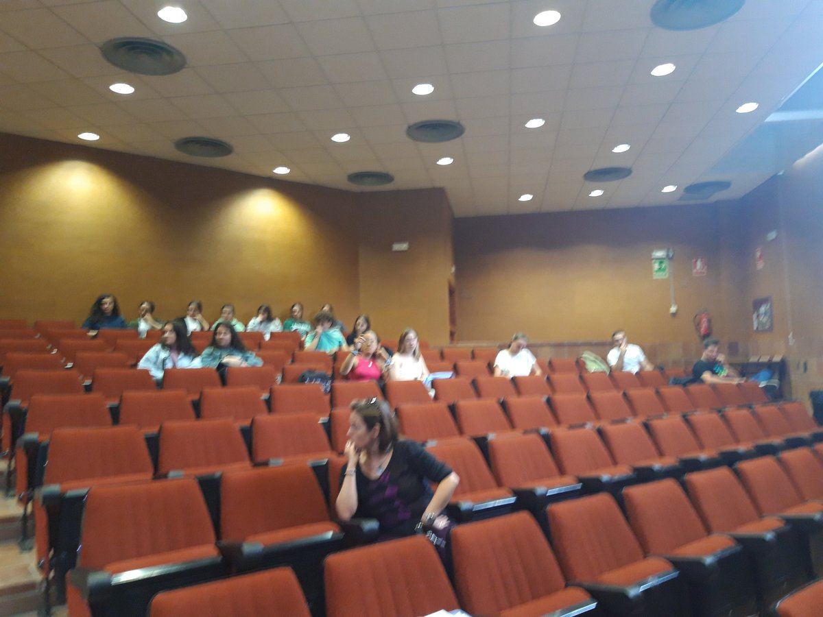VEstudianteUCLM's tweet photo. Comenzamos curso "Soy Estudiante de la UCLM: Cuestiones básicas para mi vida universitaria" @CampusAlbacete
Gracias a estamentos participantes @VEstudianteUCLM @GeneralUclm @Igualdad_UCLM #Defensoría #SOAPP y al estudiantado inscrito para recibir píldoras formativas d 🔝interés https://t.co/omnaQfXyOa