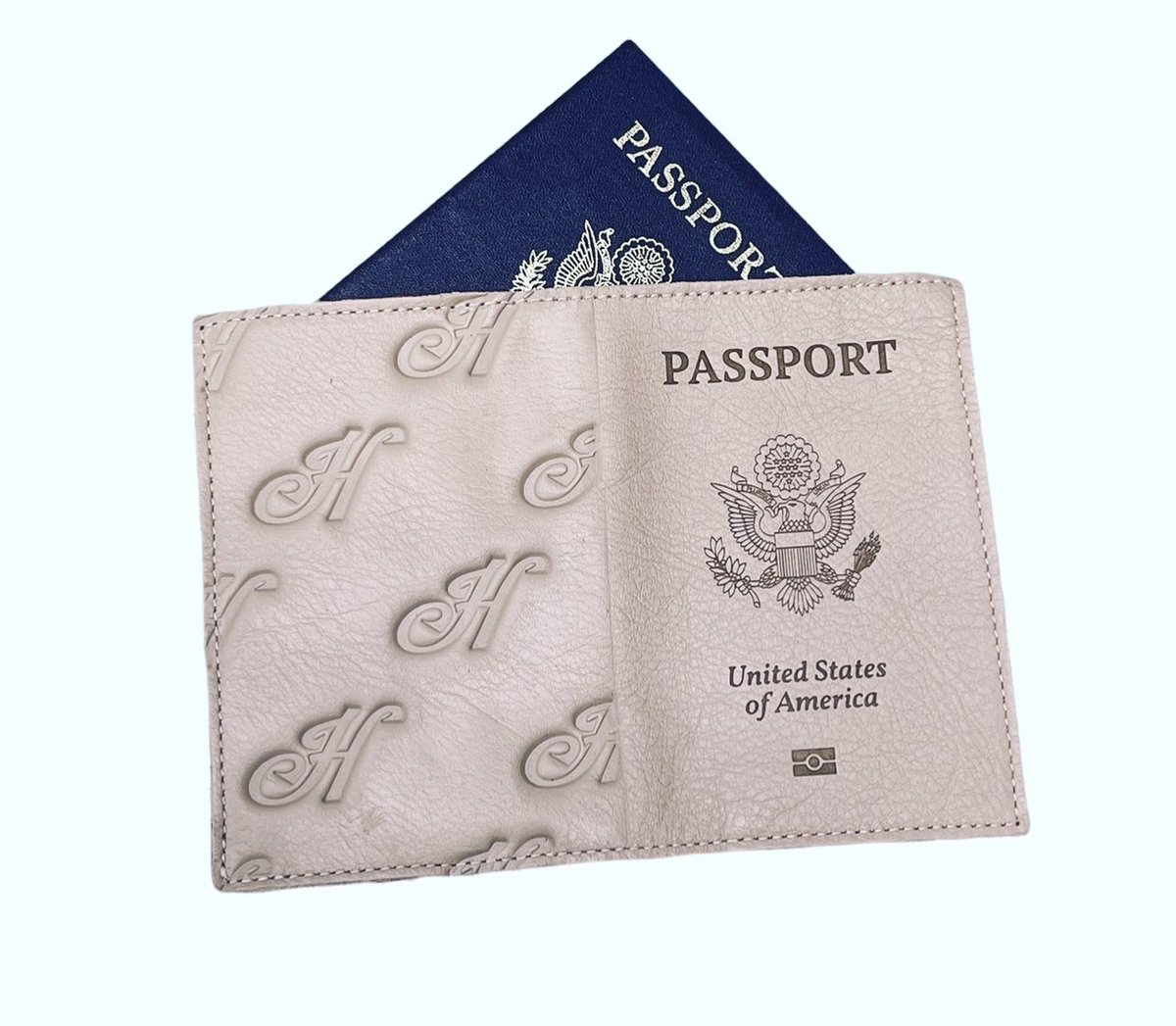 fabrishmfg's tweet photo. Personalized Leather Passport Stamped Debossed With Your Artwork. DM or Email support@fabrish.com for Details https://t.co/qTuR0D62Ws