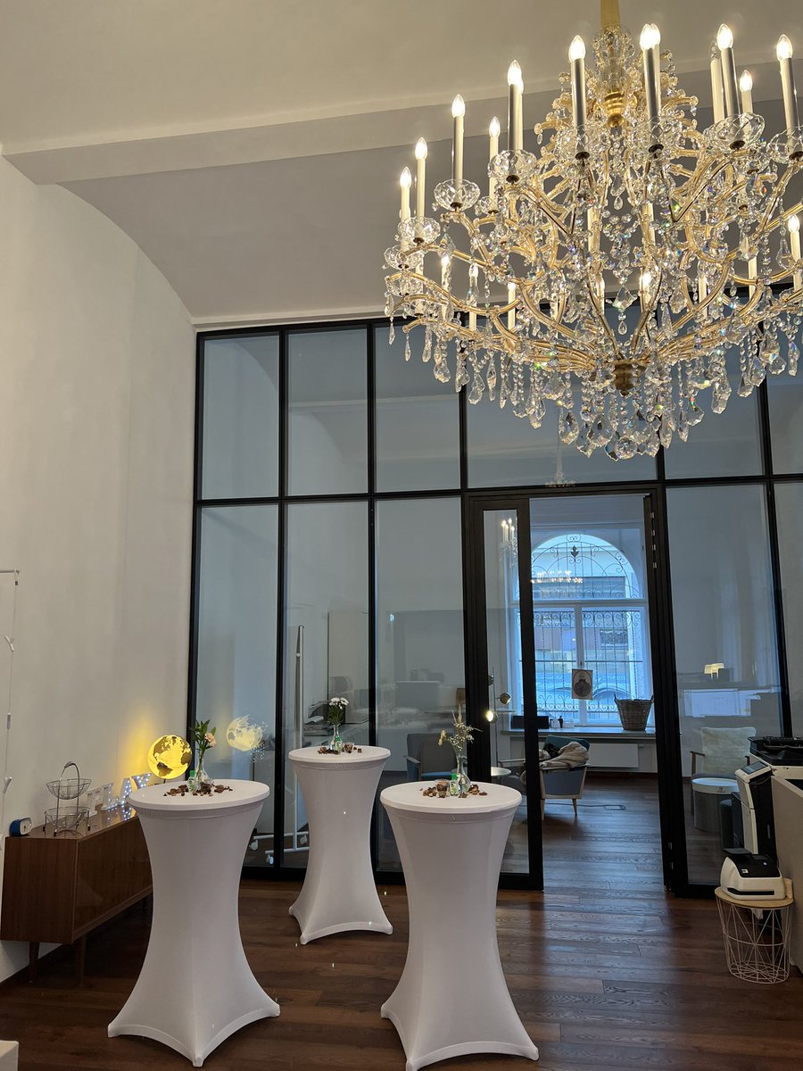 phoenixmedia_eu's tweet photo. Preps for tonight’s #Magento #Stammtisch in #Vienna are done. Food is served, drinks are cold and we are on fire. If you couldn’t save a seat this time, join us online: https://t.co/m5aaNTWUMI. We are ready for you! 🧡 https://t.co/Jm4VFrhB9b