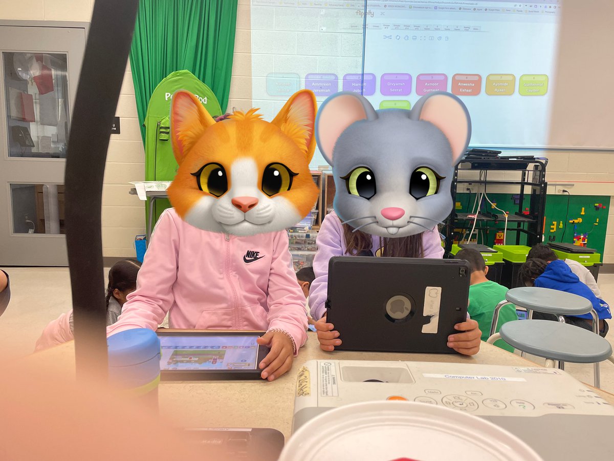 Libramlad's tweet photo. Love the random Partners. We are working with everyone. #burntElm #PartnerCoding #LearningTogether https://t.co/r5HF7Qdp2R