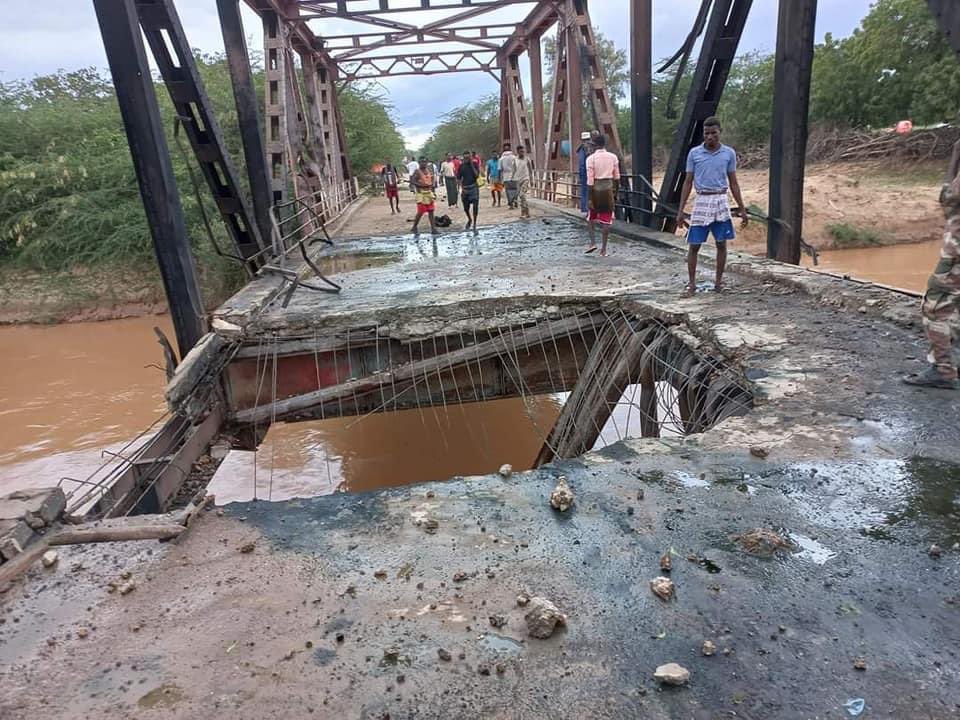 OmarSharmarke's tweet photo. Desperate act of terrorism in a very important junction. Given the ongoing momentum in Hiiraan, the Somali society would appreciate if the International Partners, with some urgency, could solicit through ATMiS a military logistic Bridge that could reconnect the north/south road https://t.co/6Km6KfCLbs
