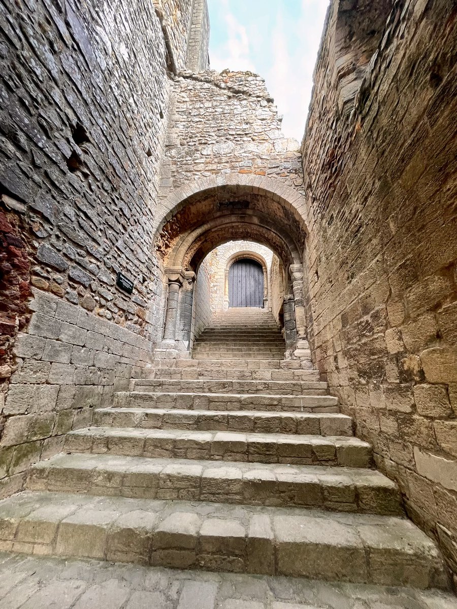 #castlerisingcastle #englishheritage