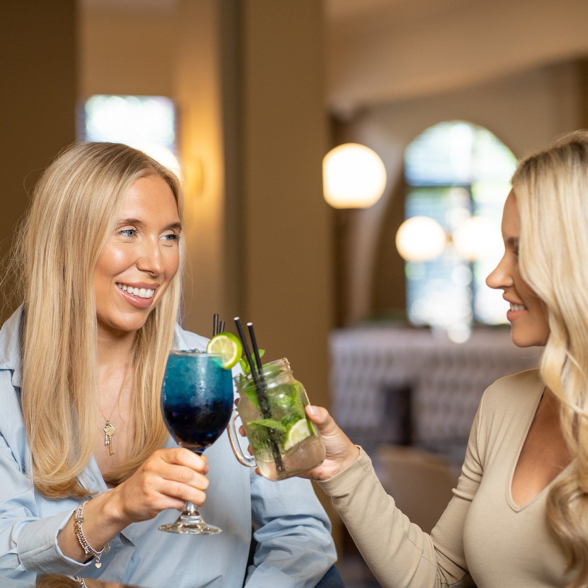 RedworthRetreat's tweet photo. Cocktail O’Clock? 🍸
How about a mid-week pick me up at The Lounge at Redworth Hall?
Book your table today: https://t.co/Ny7qSezub8 https://t.co/ri8Hgge1ZZ