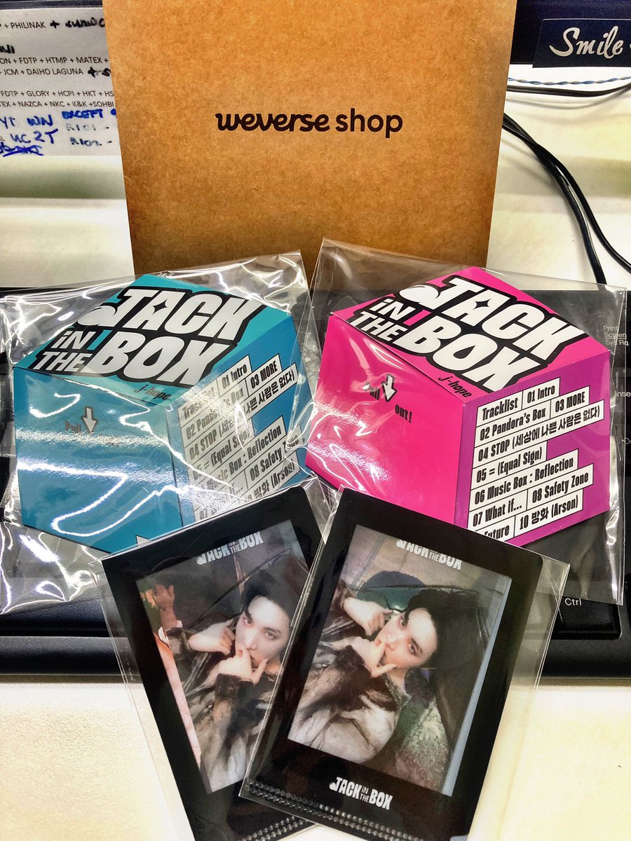 lansxsuga's tweet photo. For the n’th time, thank you so much  @heyssph2019 🤗🥰💜..Borahae @BTS_twt  J-hope💜 #jackinthebox https://t.co/gnbJz9qFZk