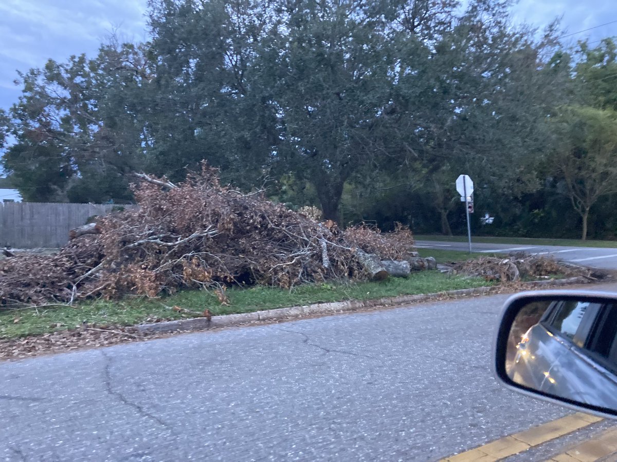 digiduchess's tweet photo. Maybe today? Day 21 since Ian /Day 7 (according to the map) of working in in Zone 4-B. @CityofSarasota https://t.co/dn9voMoSBP