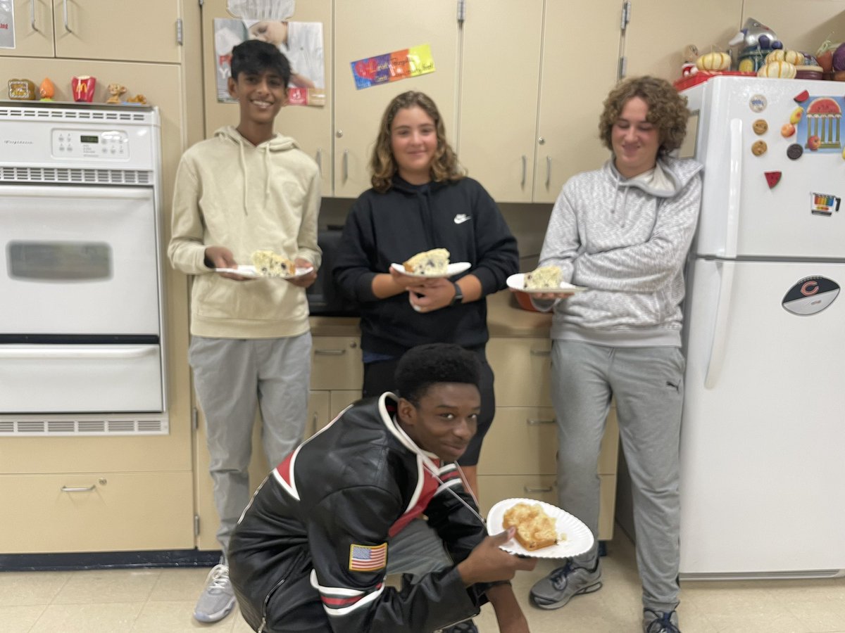 LPHSFCS's tweet photo. Blueberry Buckle bragging rights over here in 2nd hour Culinary 1!
#WeAreLakePark #SayYesToFCS #MakersWanted #TeenBakers #BakerGoals #BlueberryBuckle https://t.co/Kc8Kxbg3rj