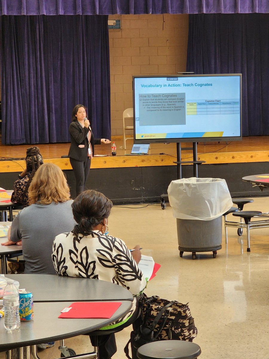 MrMaxwell1999's tweet photo. staff training for ESL and ELL learner's at Marshall! thank you @HISDMultiPrgms for the training, material and support! #support #wearemarshall #TeamHISD #HISD #Houston #HISD #TEXAS #HxTx #CatamountsDream #DreamBig https://t.co/W91MlGfIId