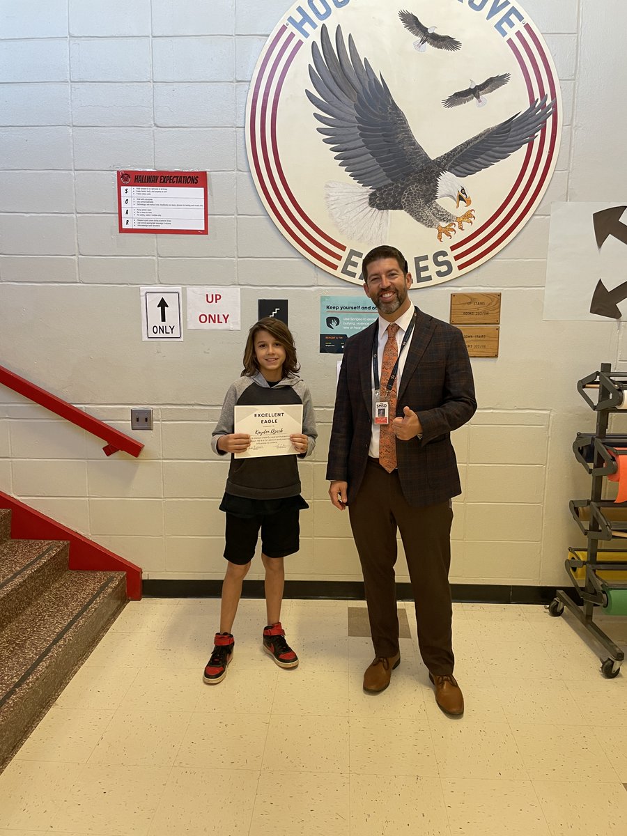 HGmrslong's tweet photo. These Excellent Eagles were recognized today @HockerGroveMS.  Thank you for making HG great - in and outside of the classroom.  We are so lucky to have such SOARing students!
@theSMSD #OneShawneeMission #OneHG https://t.co/sUgPJuIJm8
