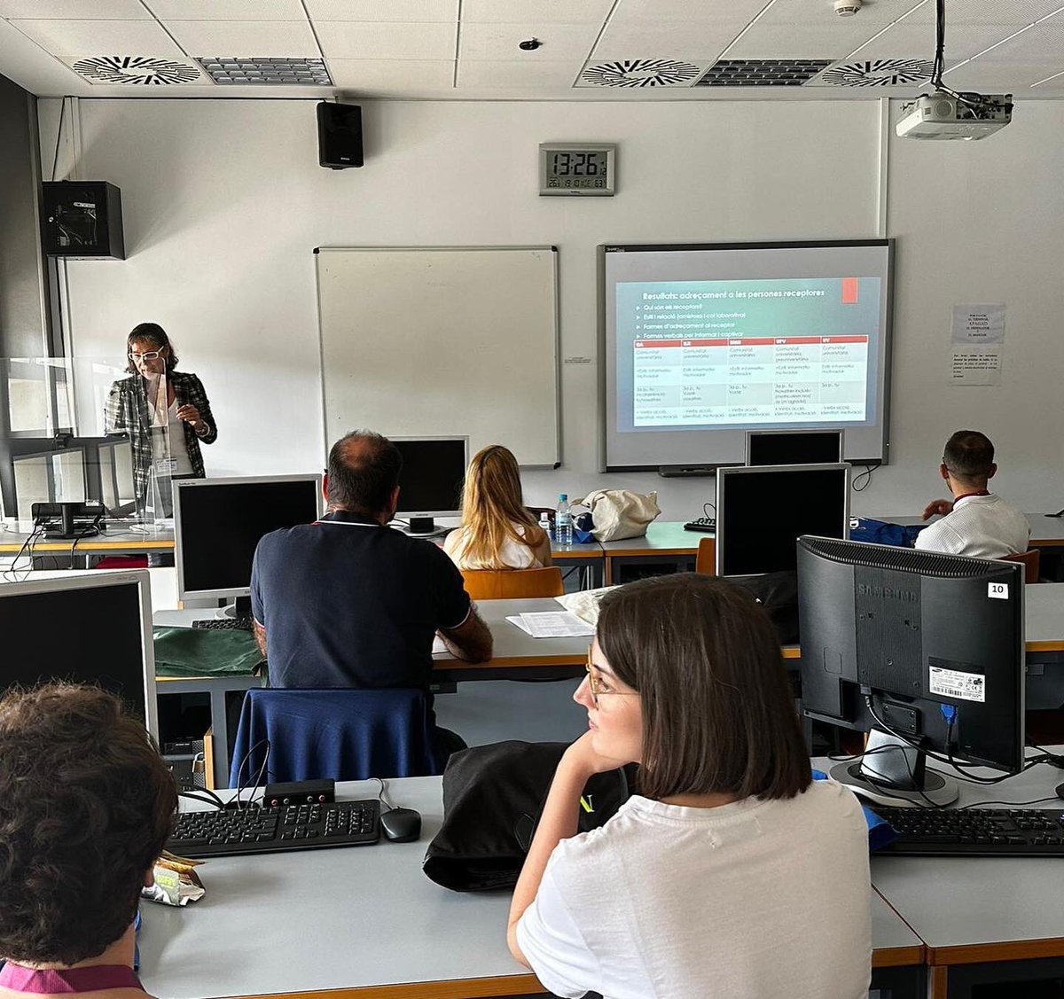 egrapheles2022's tweet photo. Comienza e-Grapheles 2022 pisando fuerte. Aquí tenéis algunas imágenes del primer día #egrapheles #egrapheles2022 #upv https://t.co/UHljO1WmKN