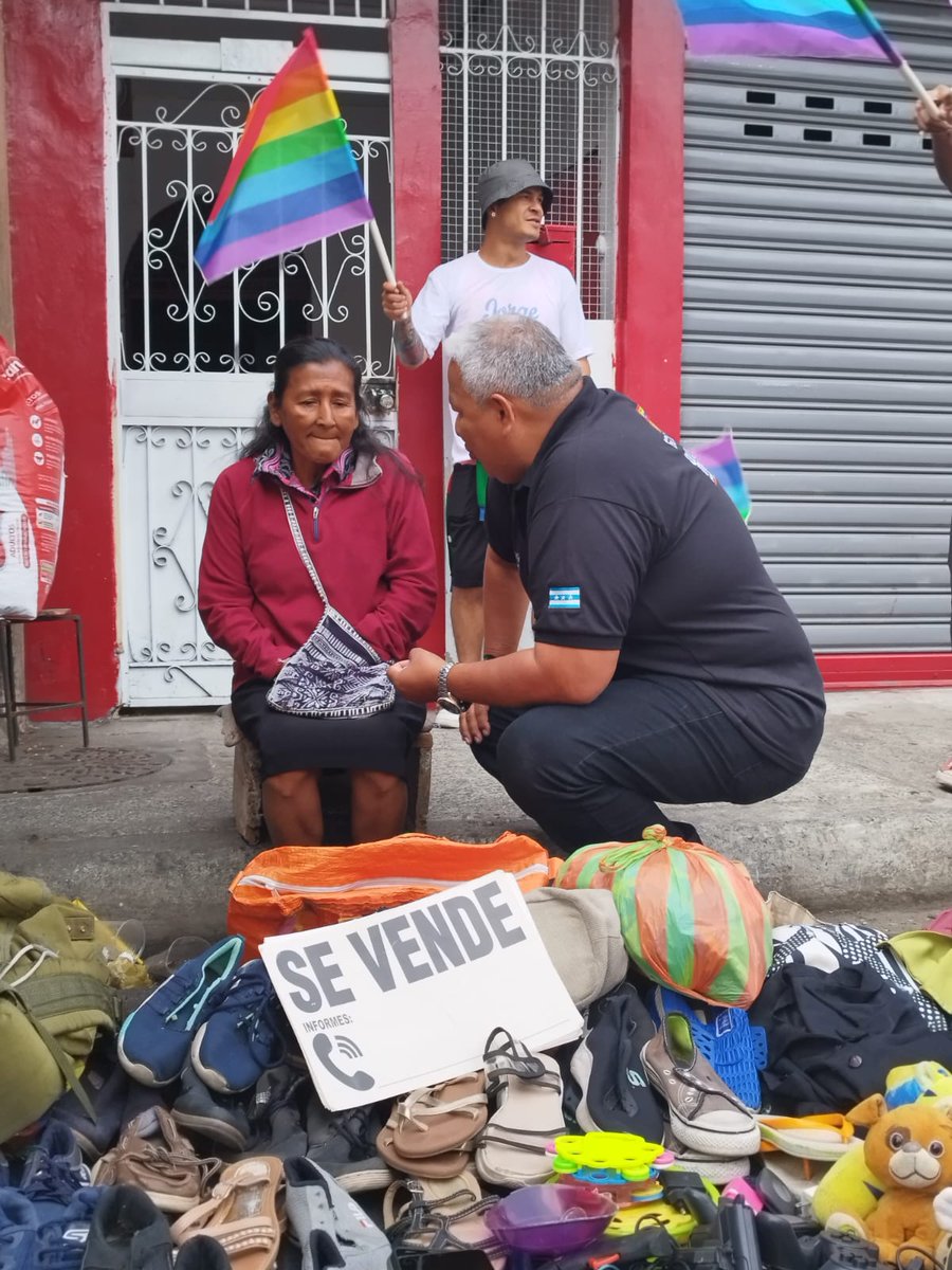 JorgeTrivino_'s tweet photo. Recorriendo las calles de Guayaquil (suburbio). Conoce un poco más de Jorge Trivino Yepez.🙌
¡Sembremos una nueva historia! 💯
#Pachakutik #Lista18 #PorUnMejorGuayas https://t.co/wU3YsIyBQI