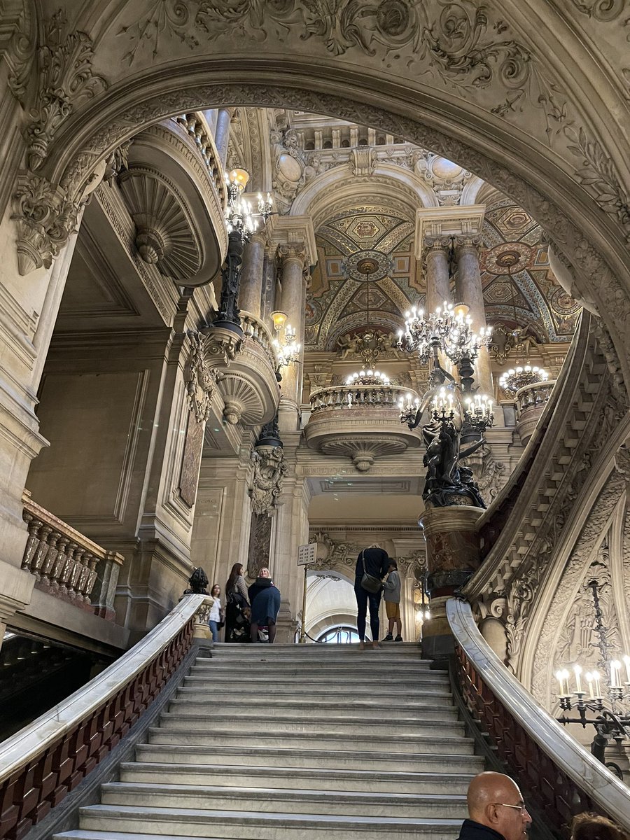 DecCoppinger's tweet photo. Not an opera fan but this building has awesome features #ParisOperaHouse https://t.co/ql4mYW4J57