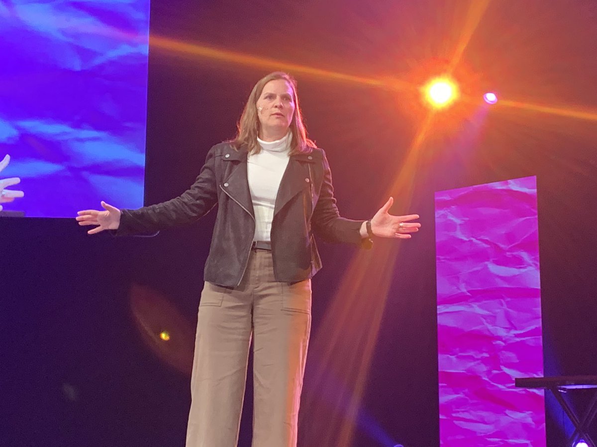 FHS ROAR PRIDE - STUDENT EDITION tweet media