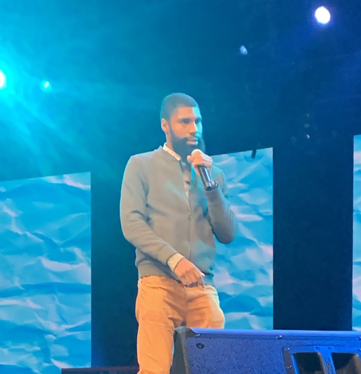 FHS ROAR PRIDE - STUDENT EDITION tweet media