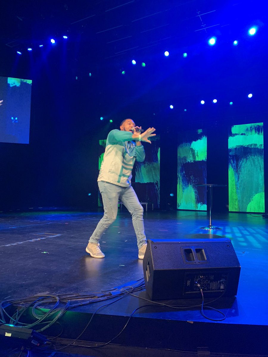 FHS ROAR PRIDE - STUDENT EDITION tweet media