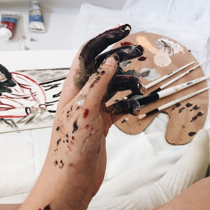 transgwenst's tweet photo. "Me mostra uma foto da Gwen?"
"Não tenho..."
"Então mostra o Aesthetic."

(Foi o Gaspar que escolheu, claramente me chamando de pobre no primeiro) https://t.co/PiteuqJqX9