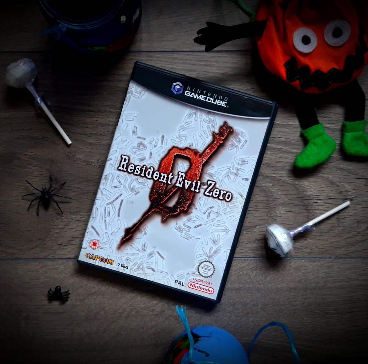 🎃 Setting the spooky mood this #Wednesday as we play #ResidentEvil zero for the #GameCube Does Zero still hold up compared to other entries in the Resident evil series? 🧟‍♂️🧟‍♀️ #GamersUnite #retrogamer #retrogames #gamer #Nintendo #RETROGAMING #Halloween2022 #RETROctober #Retro