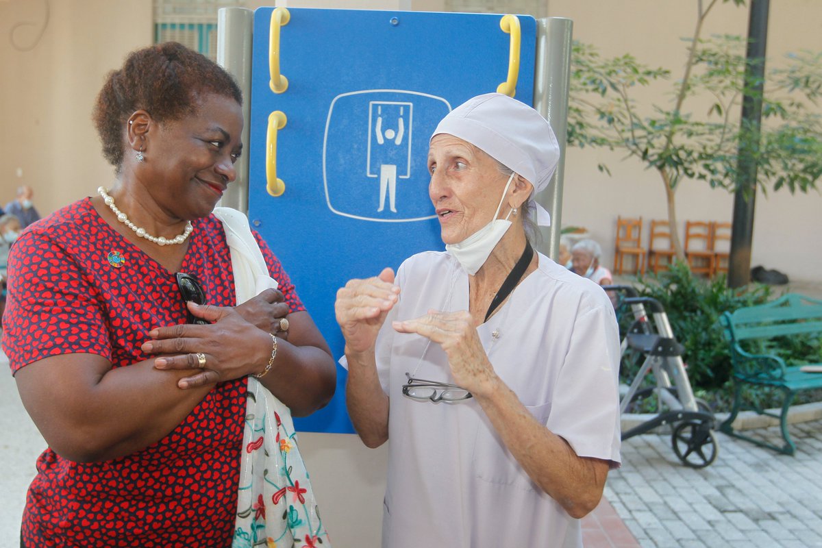 “I feel happy when I am helping other people.” Heartwarming moment in Havana, #Cuba with 81-year-old Xiomara, a nurse at the Belen Convent who is dedicated to caring for older persons. #ForEveryAge