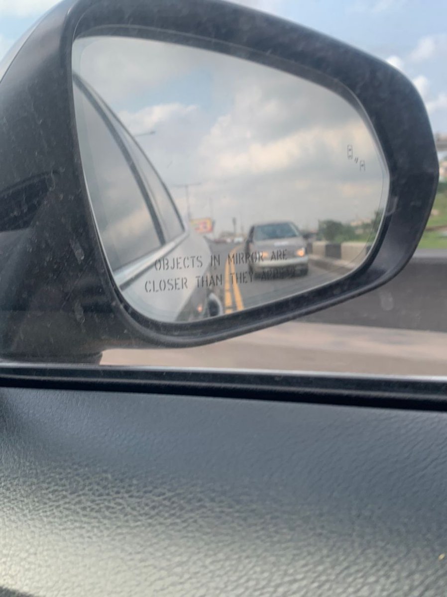 aproko_doctor's tweet image. Policemen inside this Sienna without plates double crossed me on Eko Bridge like I was a criminal... 

Even after showing my ID card as proof of identity, they still wanted to search my car and phones. 

No name tags, just wearing black and carrying guns.