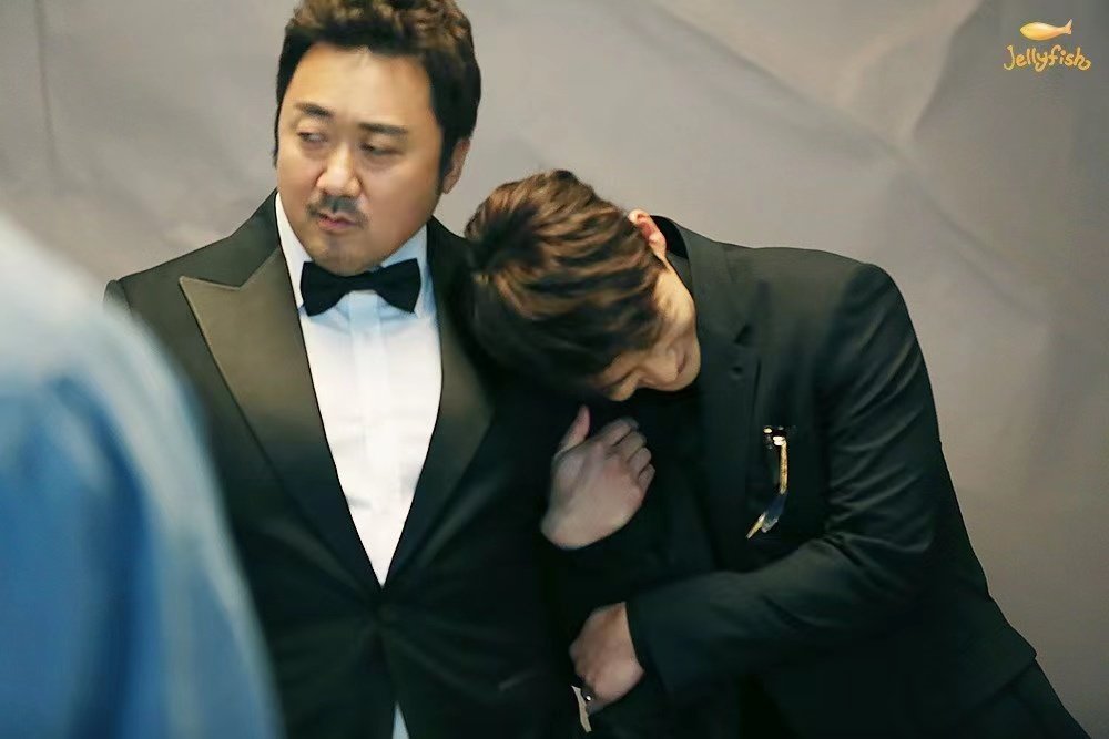 Daphny80265429's tweet photo. They are cute 😍
#Squad38 #38TaskForce
#MaDongSeok #SeoInGuk https://t.co/Ri1D0JINSN
