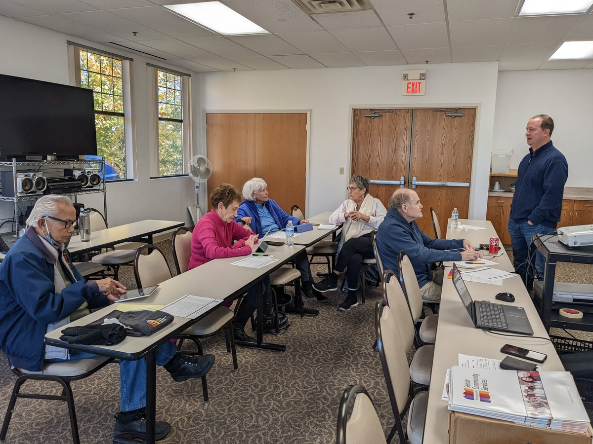 Gary Spears, our @hennepincounty Technology Coordinator, hosted an iPad class at the Gillespie Center in Mound yesterday. These hands-on classes help older adults learn more about their iPad's capabilities and how to use them safely and efficiently.

mnseniorcenters.org