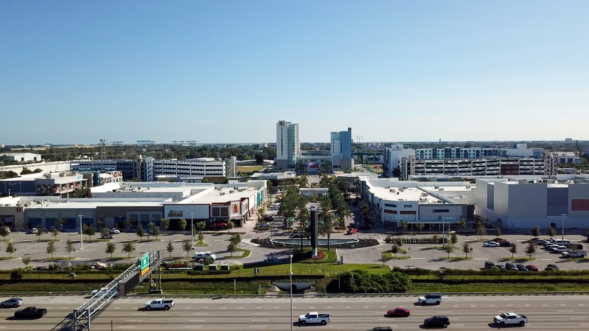 Visit Dania Beach to Sea it, Live it, Love it! Dania Pointe is the premier destination for shopping, dining, and entertainment in South Florida. Make sure you visit the restaurants, bowling alleys and stores in this delightful outdoor shopping center.

#daniabeach #daniapointe