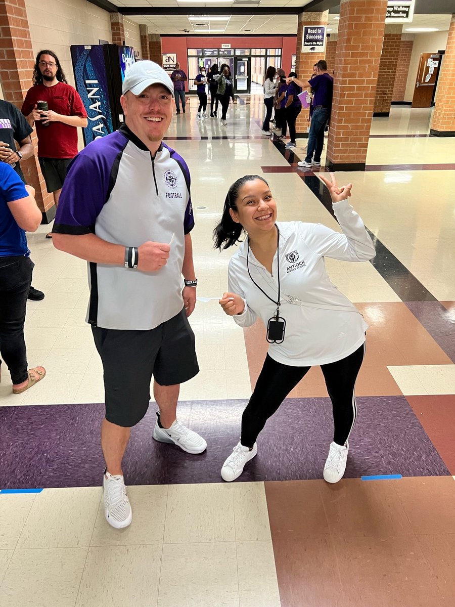 MetroSchools's tweet photo. Who made the @Forbes list of America's Best Employers? We did. 🫶 #TeamMNPS
https://t.co/7uIkmuzC3I https://t.co/wCMxtJEsiq