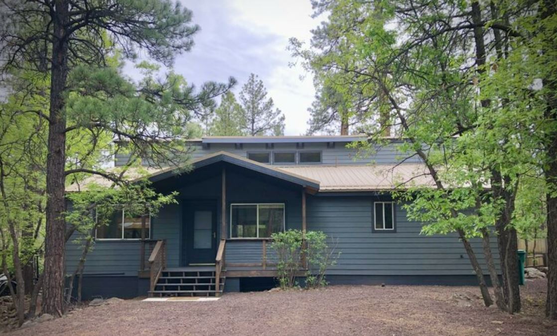 runwayGWCC's tweet photo. Want to get away?
You don't need a plane for this one! Attend #RunwaytoSuccess and this beautiful 2-night stay at Mule Deer Cabin in Pinetop could be yours! This 3BR 2BA cabin is a much-needed escape to the pines ⛷️😎
Ready to bid? Get your tickets 👉 https://t.co/vGPgDzc2R8 https://t.co/zyANLueNVL