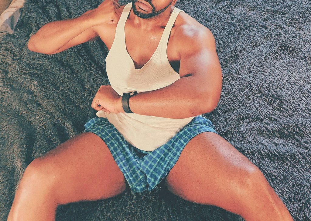 DaddybearGeek's tweet photo. Feeling good. #gaymer https://t.co/f4fornAovb