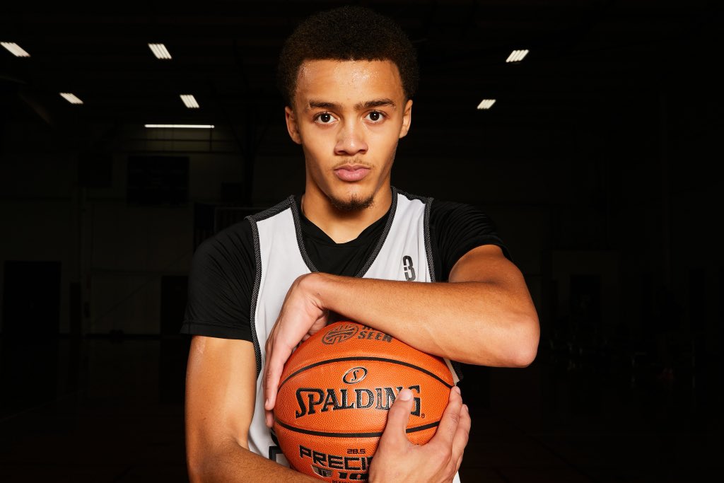 GTuckerHoops's tweet image. 2024 guard Malique Johnson makes his case at the #FallPreview || Get to know one of our top performers from the event || STORY: hoopseen.com/georgia/news/g…