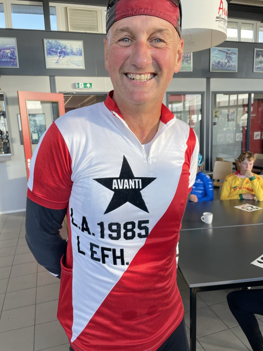 Hans van Klaveren tweet media