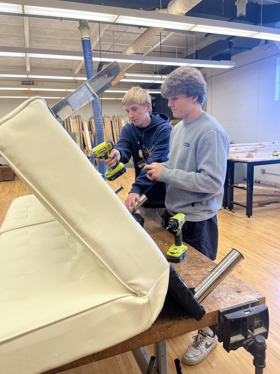 VTHSVikings's tweet photo. Mr. Matt Behre's Construction students draw up plans for projects from shelves to stools. Seniors schedule fix-it services for faculty. All are gaining real life skills, in technical ability as well as time management and accountability. #WeAreVTHS #VikingPride #VikingValues https://t.co/7i1jMusKC1