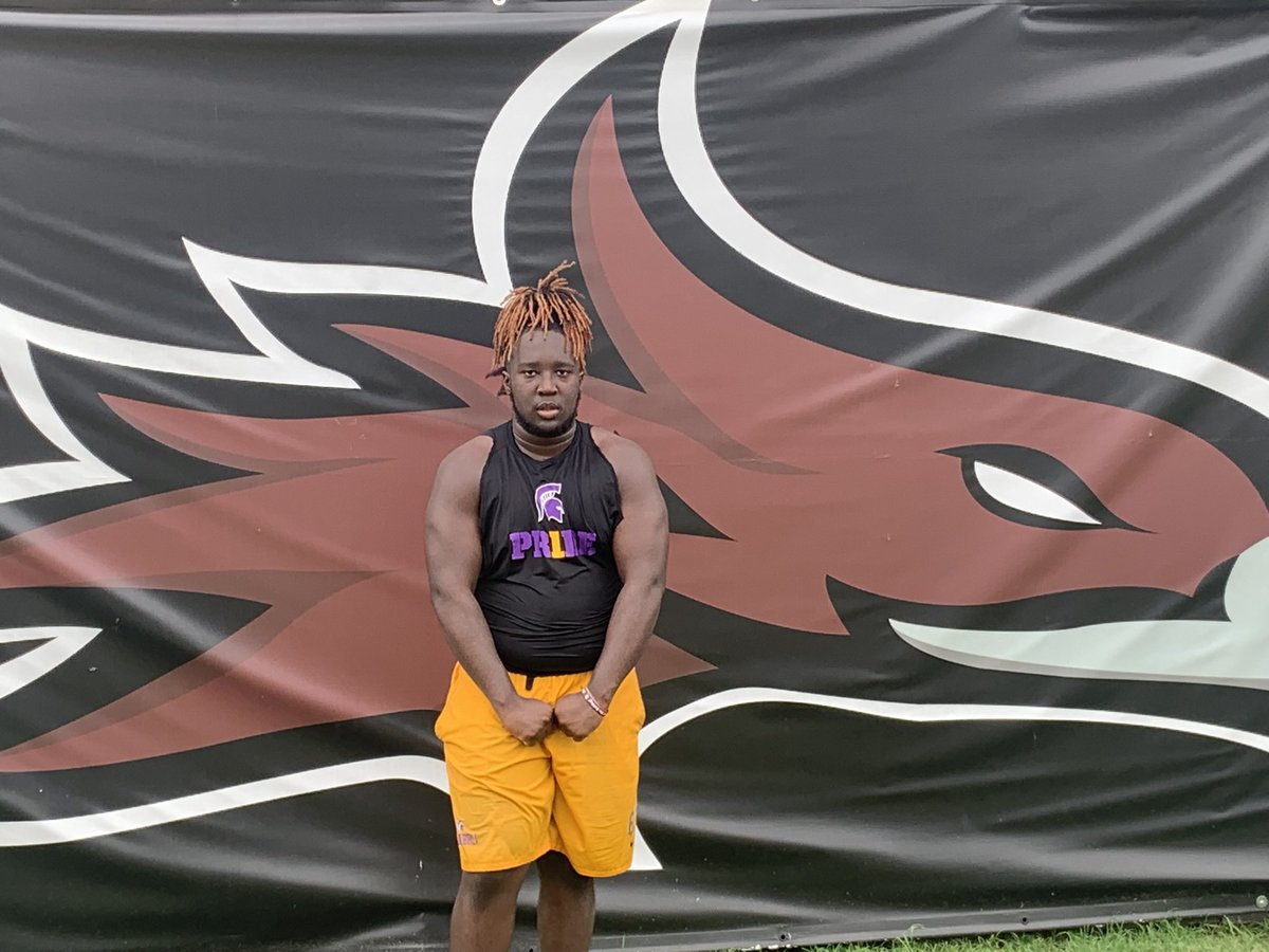 TylerSteele65's tweet photo. I will be attending Cumberland University Football game this Saturday‼️ Thanks for the invite @CoachJoshQualls #GATA #GoPheonix ❤️🤍 @CumberlandFB @Coach_CBarton @TimMathisCU https://t.co/5zcHNJ8DBC