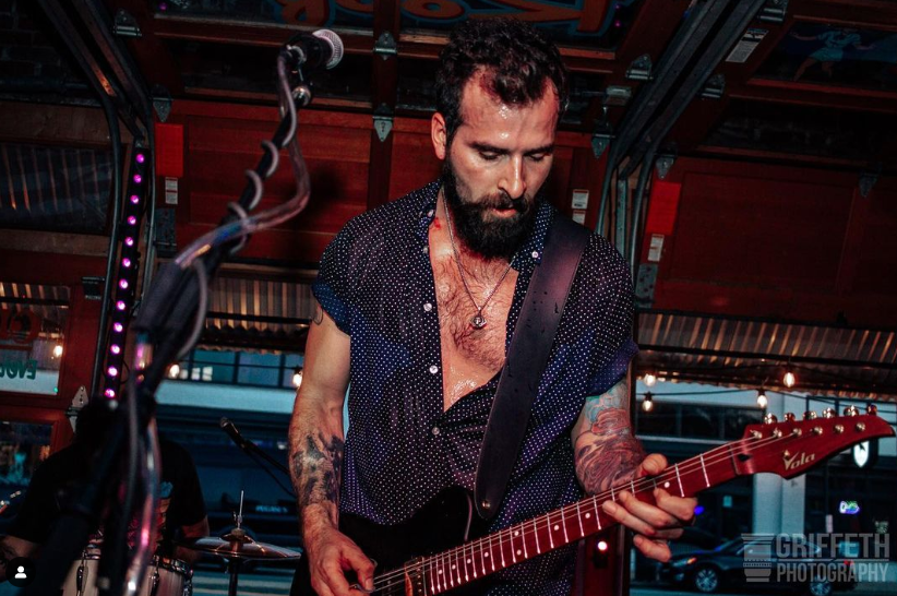 tomwgnchicago's tweet photo. Looking for some alt-southern rock music? @dustyvox  slays his way to the @MontroseSaloon tonight! #StoriesFromThe78

->https://t.co/26GdfgAzmi https://t.co/EyjQTur6OQ