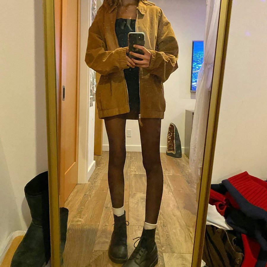 Fancyskinny's tweet photo. Autumn mood 🍂🍁
#eatingproblems #wonyoung #skinnylegs #chunkyshoes  #anorexia #bulimia #thinspo #small #thin #ana #mia #edtwt #edtwtthread #edtwtmoots https://t.co/frIcyfZ6L2