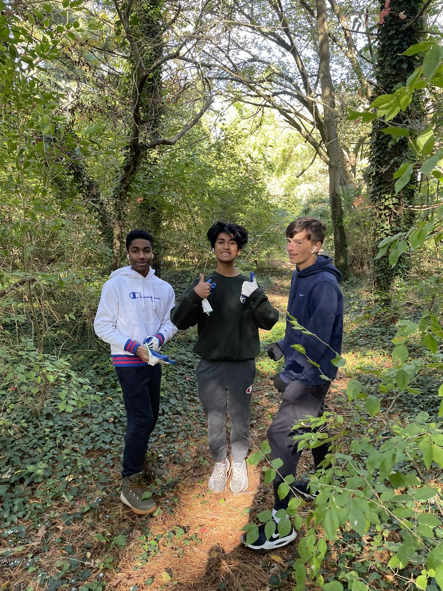 Students working hard in the Wheatley woods for the Day of Service and Learning! #ewlearns <a href="/MrJPortente/">Mr. Portente</a>