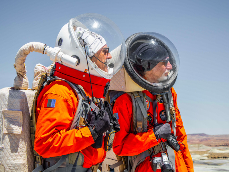 MDRSupdates's tweet photo. What's the latest about #MDRS analog suits? Join a panel discussion with Scott Davis, Judd Reed, Lawrence Kuznetz &amp; James Burk Oct. 20 (5pm MST) during the 2022 Mars Society Convention. For details, visit: https://t.co/FmJwLYLSMD. #marsanalog #suitdesign #mars2022 #virtualpanel https://t.co/iVyCZE2vpb