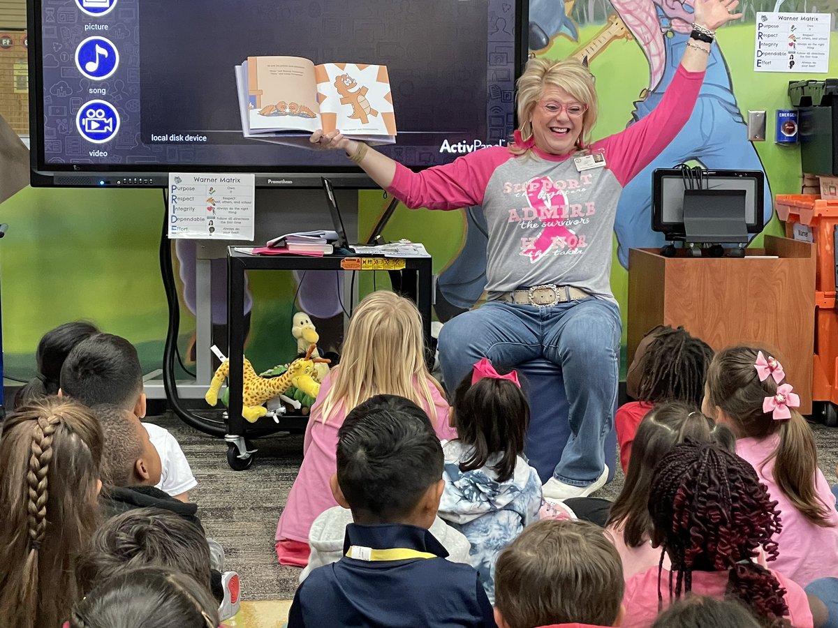 Our fun day continues With book talk at the library! <a href="/WarnerCFISD/">Warner Elementary</a> <a href="/julie_lenk/">Warner Elementary Library</a> <a href="/CyFairISD/">Cypress-Fairbanks ISD</a> <a href="/CyFairLibraries/">CyFairLibraries</a>