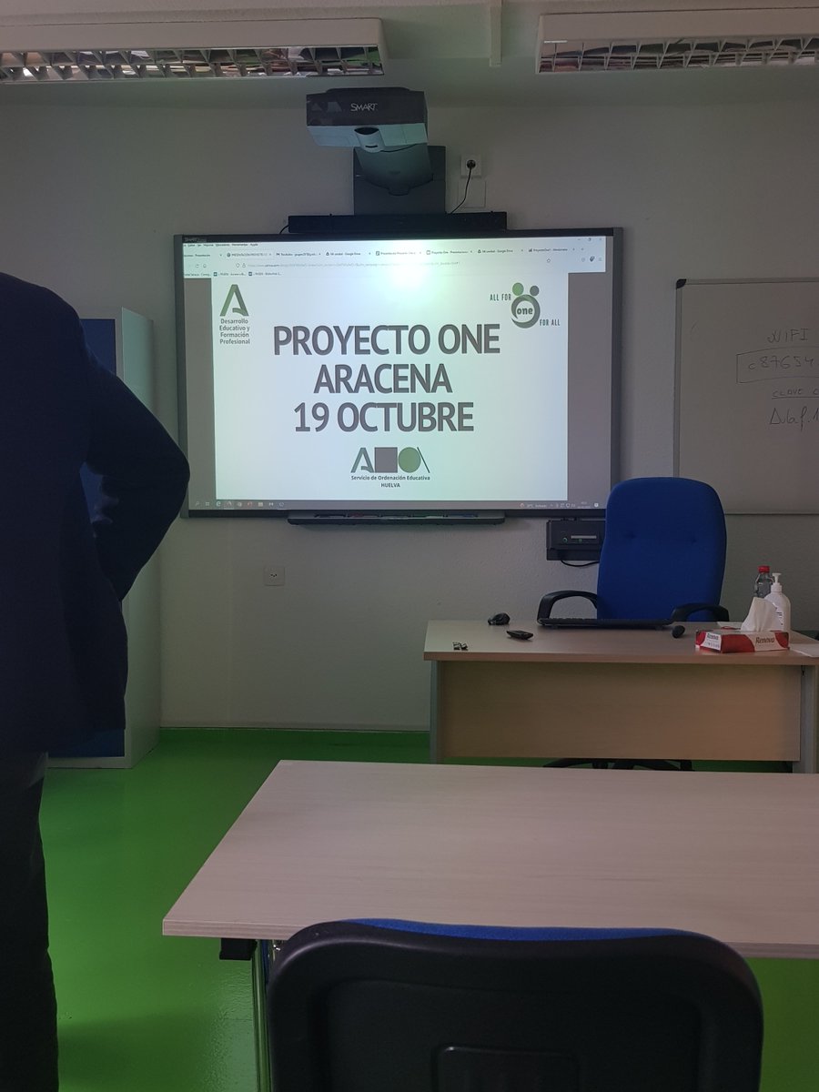 cpradersa1's tweet photo. Hoy hemos asistido a la reunión informativa del proyecto ONE. 
Queremos seguir creciendo y aprendiendo.

@ProInnoAnd 
@programaaldea   @EducaAndInnova 
@EducaAnd https://t.co/aucWDkK9nX