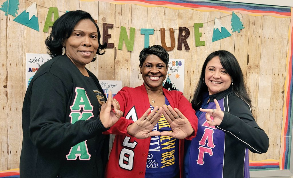 College day at 🤠 <a href="/KaiserKISD/">Kaiser Elementary</a>! Admin representing  <a href="/Grambling1901/">Grambling State Univ</a>
<a href="/PVAMU/">Prairie View A&M</a>
<a href="/SamHoustonState/">Sam Houston State</a>
sororities! #sisterhood #Knowledgeispower @berryhazel17 <a href="/Mrs_Wright1913/">Meewan Wright</a>