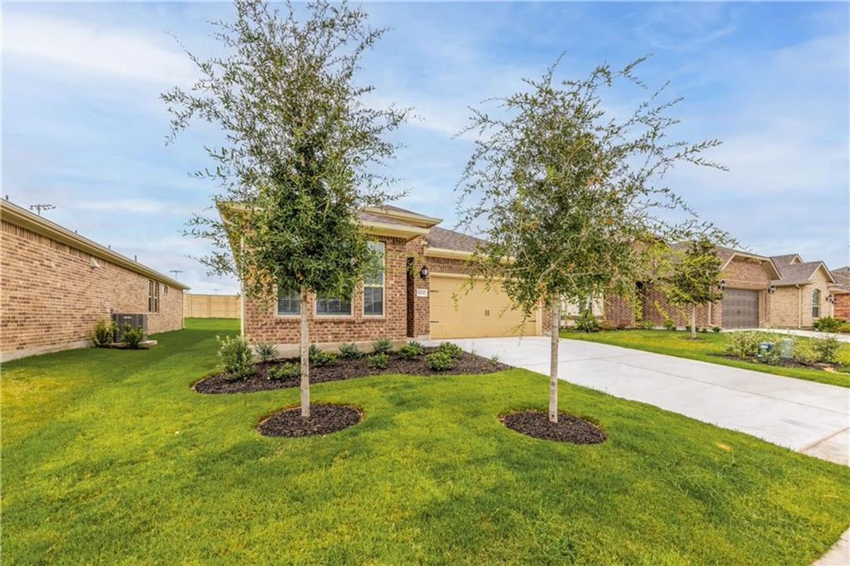 Realtor_512's tweet photo. For Lease Round Rock 55and over Community. https://t.co/Z6NitSCcDW https://t.co/11R133WI1J