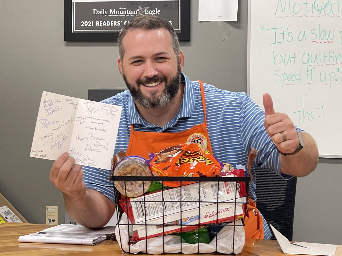 Celebrating Bosses day, (10/17/22) with our AWESOME store manager! <a href="/Matt_Jones30/">Matt Jones</a> It’s a Pleasure working alongside you sir ! #TeamJasper