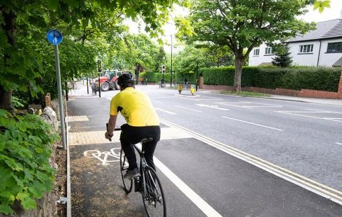 Work on phase two of #Harrogate's Otley Road cycle path is now not due to start until at least summer 2023
- @northyorkscc had previously hoped for May or June this year 
- A survey on final designs + Oatlands Drive active travel plans will launch on Monday
