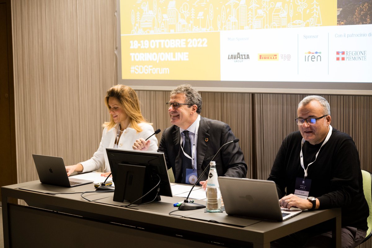 FondazioneGCNI's tweet photo. 🟠 Il 7° #SDGForum si è concluso!
Oggi si sono tenuti i Tavoli di lavoro tematici per confrontarsi su priorità future del Network e la visita al Museo Lavazza.
Ringraziamo relatori e partecipanti, @lavazzagroup @Pirelli (Main Sponsor) e @gruppoiren (Sponsor) per il supporto. https://t.co/MNeyic2RsY