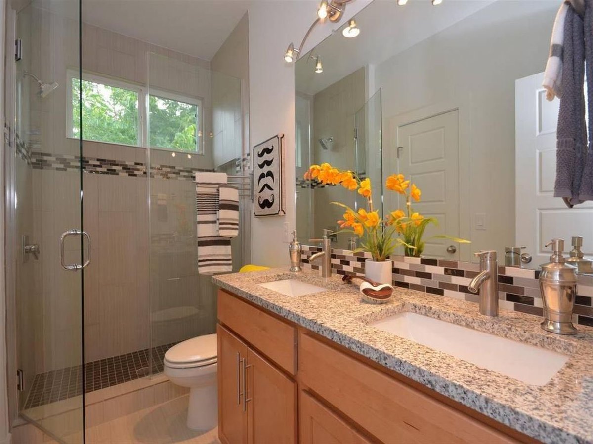 Realtor_512's tweet photo. For Lease Minutes from DT AUSTIN 

https://t.co/HY52DL6ZVG https://t.co/EGonhmk37d