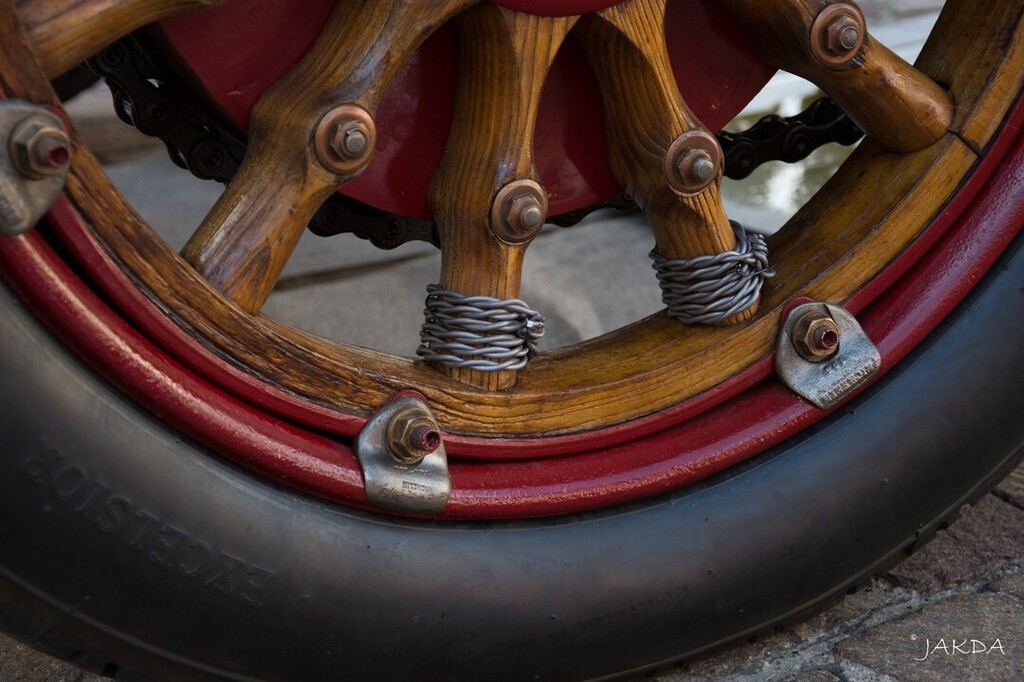JAKDA24's tweet photo. Fiat 130 HP, 1907

Nikon D7200
18-105 mm | f/5,3 | ISO 500

#nikon #nikond7200 #nikonitalia #autolook #autolookweek #car #carporn #details #fiat #vintage #vintagecar https://t.co/OWoaCNZO9i https://t.co/SbyXrISWIU