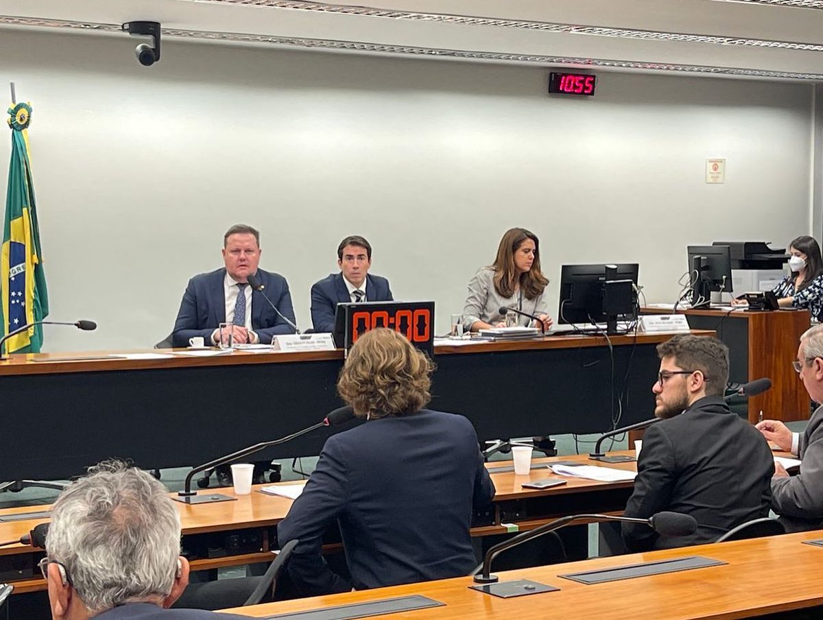 CMADSUSTENTAVEL's tweet photo. Na reunião deliberativa extraordinária de hoje (19) da CMADS, tivemos as aprovações do requerimento 53/2022, dos projetos 1.034/2020, 404/2022 e o 1.199/2022 ☑️

Saiba mais: https://t.co/sBAeg2YPZo https://t.co/tNz7uWtA4Q