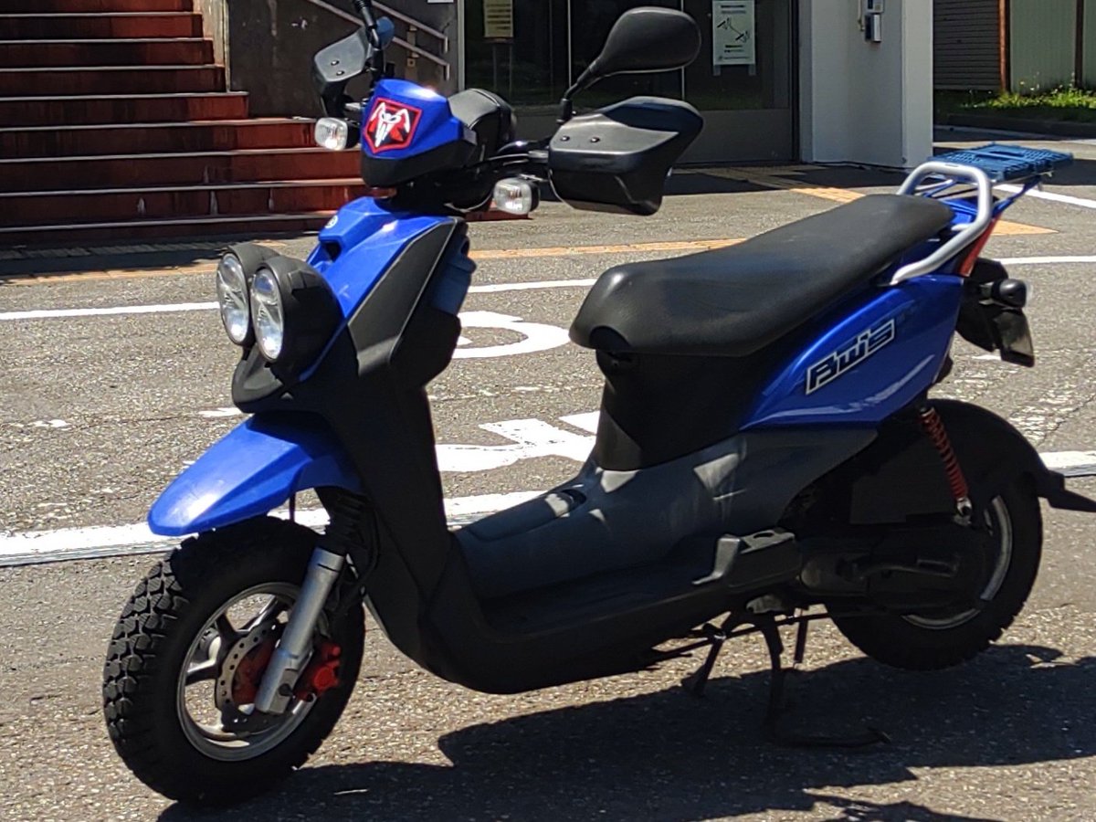 ma07708484's tweet photo. #スクーター　#BWS50 #YAMAHA　#国防色　#塗装　#ODスプレー
OD色にスプレー https://t.co/jDCLuCuhHV